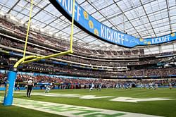 3 reasons why masks could lead to quieter Los Angeles Rams, Chargers home games