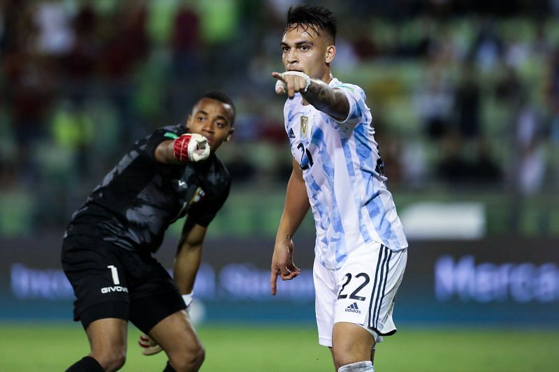 Venezuela v Argentina - FIFA World Cup 2022 Qatar Qualifier