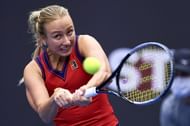 Anastasia Potapova strikes a backhand at the J&T Banka Ostrava Open 2021