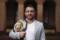 Watch: Alexander Volkanovski takes on 4 sparring partners consecutively in preparation for Brian Ortega bout at UFC 266