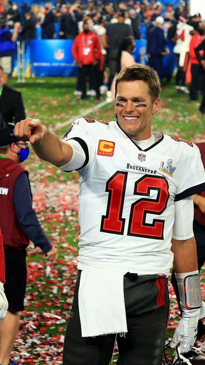 Tom Brady blown away by Buccaneers' Super Bowl ring