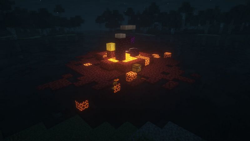 A ruined portal in the game (Image via Minecraft)