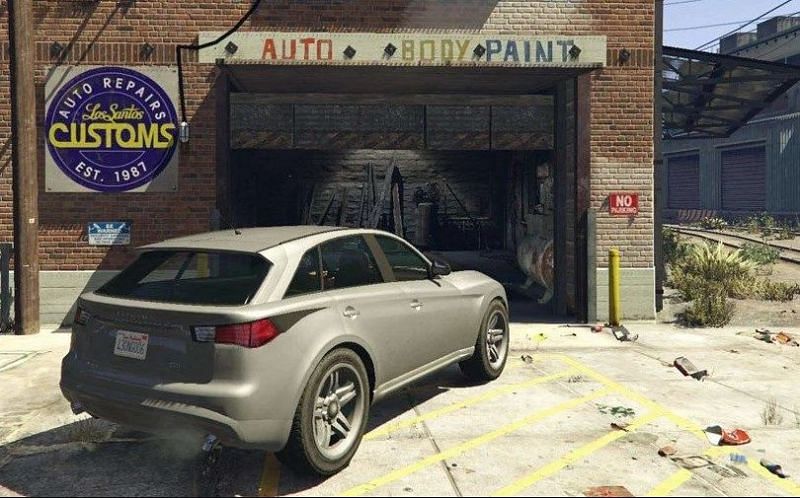 GTA Online players can make some decent cash by selling cars (Image via Rockstar Games)