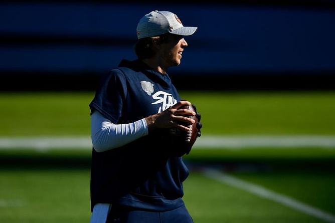 Is Nick Foles the answer to the Chicago Bears QB problem?