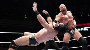 What was Triple H's last match?