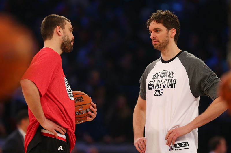 &lt;a href=&#039;https://www.sportskeeda.com/basketball/marc-gasol&#039; target=&#039;_blank&#039; rel=&#039;noopener noreferrer&#039;&gt;Marc Gasol&lt;/a&gt; #33 of the Memphis Grizzlies and the Western Conference talks with Pau Gasol #16 of the Chicago Bulls and the Eastern Conference during the 2015 NBA All-Star Game at Madison Square Garden on February 15, 2015 in New York City.