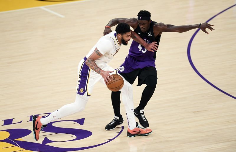 Toronto Raptors star Pascal Siakam guards Anthony Davis of the LA Lakers