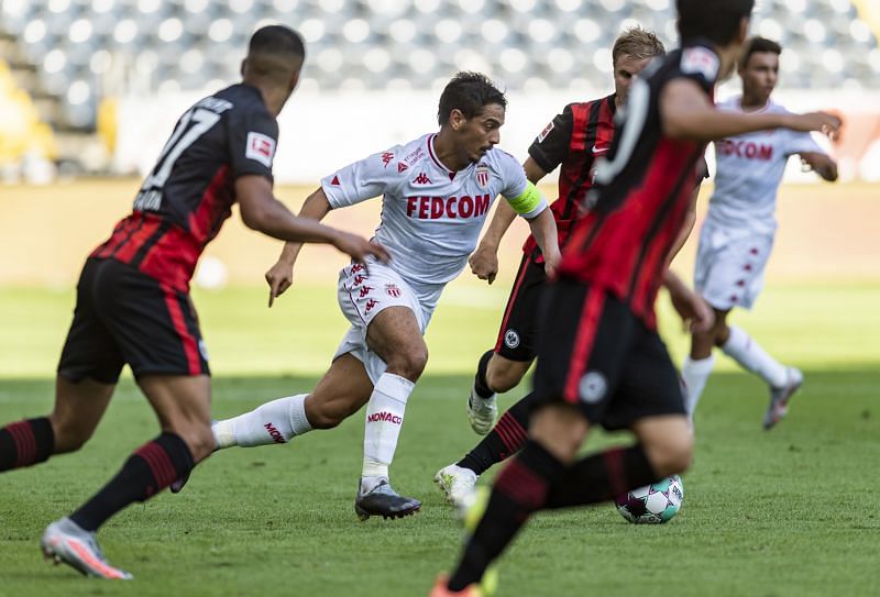 Wissam Ben Yedder&#039;s dribbling involves an unconventional style of play