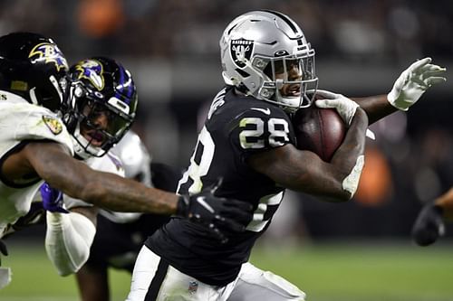 Las Vegas Raiders running back Josh Jacobs in Week 1