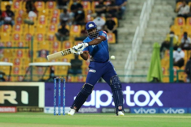 प्रसिद्ध कृष्णा बल्लेबाजी के दौरान (Photo - IPLT20)