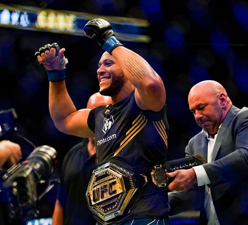 Dana White puts the interim UFC heavyweight belt around Gane&#039;s waist. UFC 265: Lewis v Gane