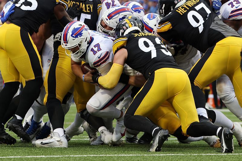 Pittsburgh Steelers v Buffalo Bills