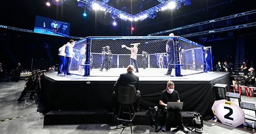 The octagon is ready for UFC 266: Volkanovski vs. Ortega