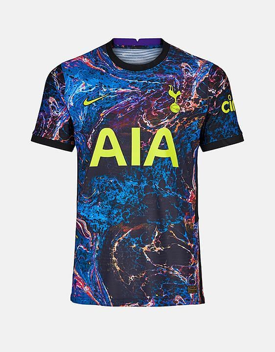 This kit screams for attention (Image via Spurs Shop)