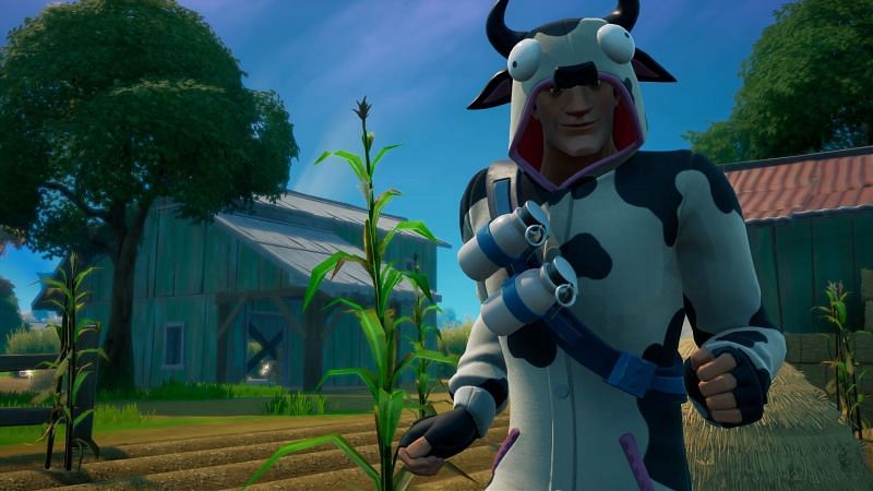 Nothing to see here folks, it&#039;s just a normal cow (Image via SomeAnT542/Twitter