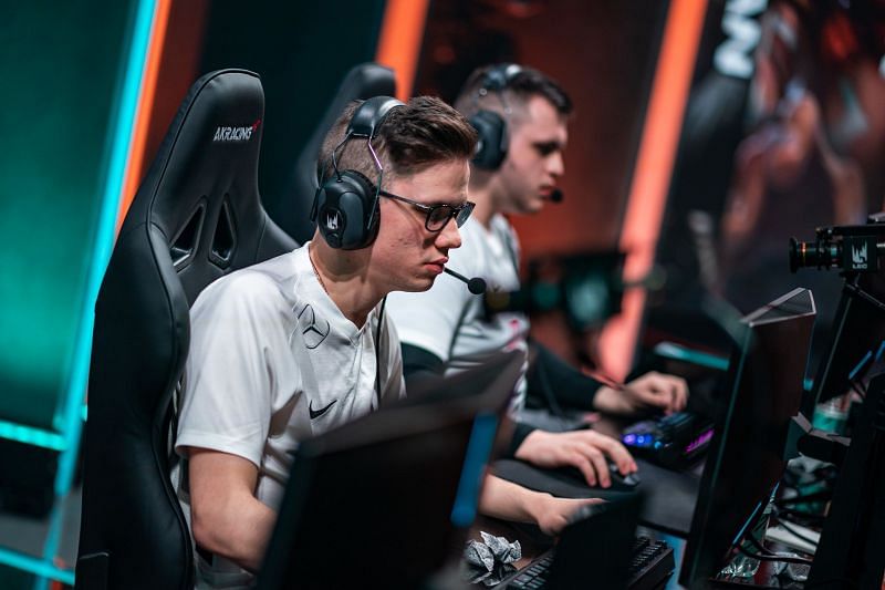 Is Crownsh0t on his way to G2 Esports? (Image via League of Legends)