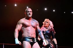 WWE के पूर्व चैंपियन ने साथी सुपरस्टार के साथ की सगाई, ट्विटर पर शानदार पोस्ट डालकर फैंस को दी जानकारी