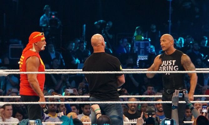 WWE के 4 सुपरस्टार्स जो 50 साल की उम्र के बाद भी अच्छी फिजिक में हैं