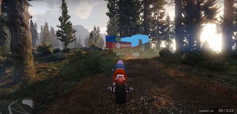 The Forest Bike Stunt Race in GTA Online (Image via YouTube, Asu Dora)