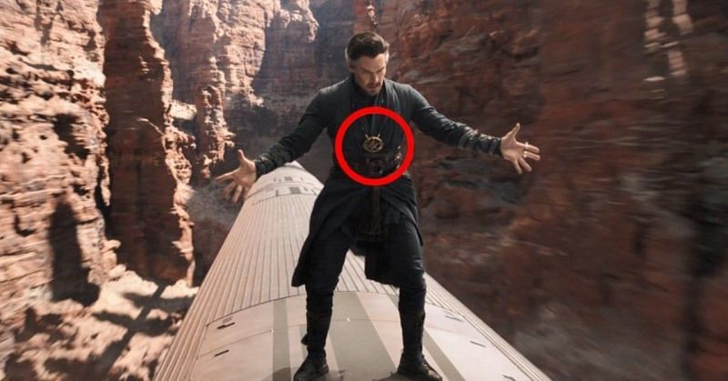 Strange still wearing the Eye of Agamotto in NWH trailer (Image via Sony Pictures/Marvel Studios)