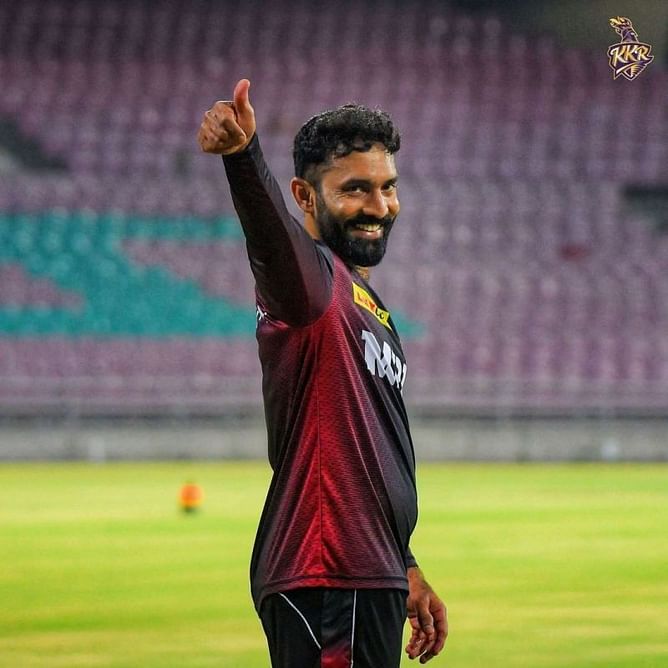 IPL 2021: [Watch] "No matter what, never stop hustling" - KKR share inspiration video featuring Dinesh Karthik