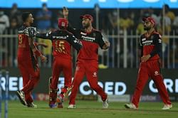 IPL 2021: "Right from the first match they have been making too many changes" - Aakash Chopra on RCB's constant shuffles in the playing XI