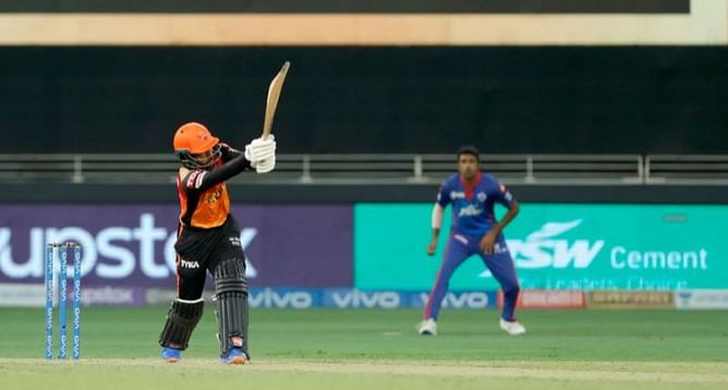 IPL 2021 - ऋद्धिमान साहा ने किये अपने 2000 रन पूरे