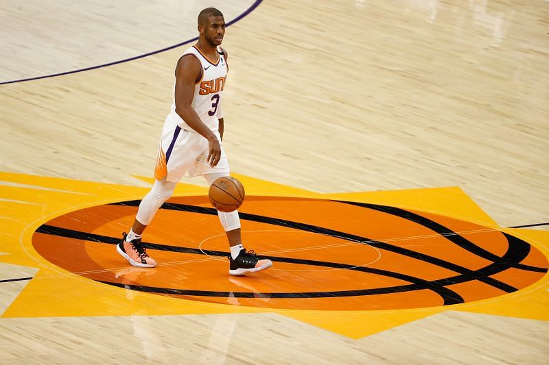 Chris Paul brings the ball up at the Memphis Grizzlies v Phoenix Suns game