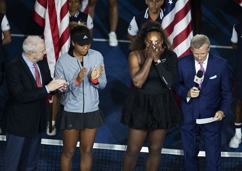 Naomi Osaka and Serena Williams during the 2018 US Open final trophy ceremony
