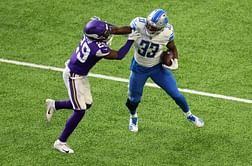 How does running back Kerryon Johnson fit into the San Francisco 49ers offense?