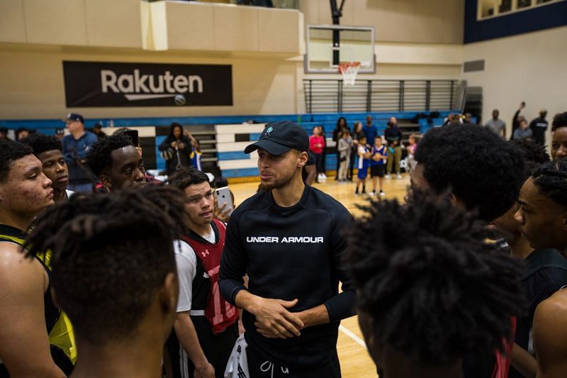 Steph Curry at his Underrated Tour [Source: Rakuten]