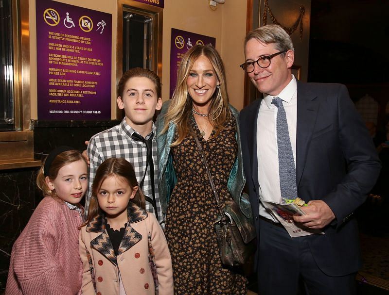 Sarah Jessica Parker and Matthew Broderick with their children (Image via Getty Images/ Walter McBride)