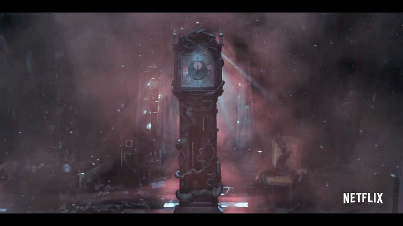The grandfather clock in Season 4 (Image via Netflix)