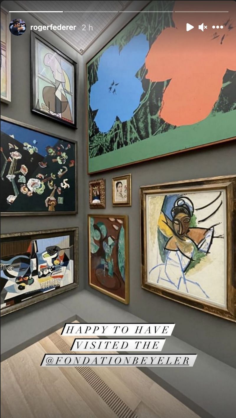 Roger Federer visited an art museum.