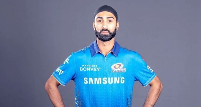 IPL 2021: Simarjeet Singh replaces injured Arjun Tendulkar in MI squad