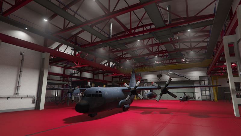 Fort Zancudo Hangar A2 in GTA Online (Image via Rockstar Games)