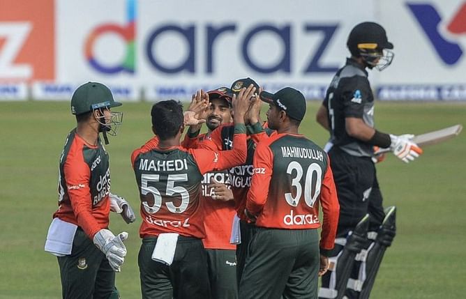 Bangladesh bundle out New Zealand for their joint-lowest T20I score