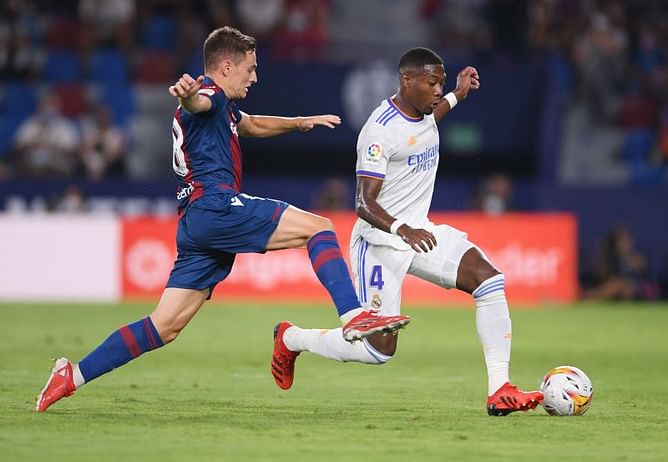 "Real Madrid wanted me to wear No. 4" - David Alaba reveals being told to take Sergio Ramos' shirt