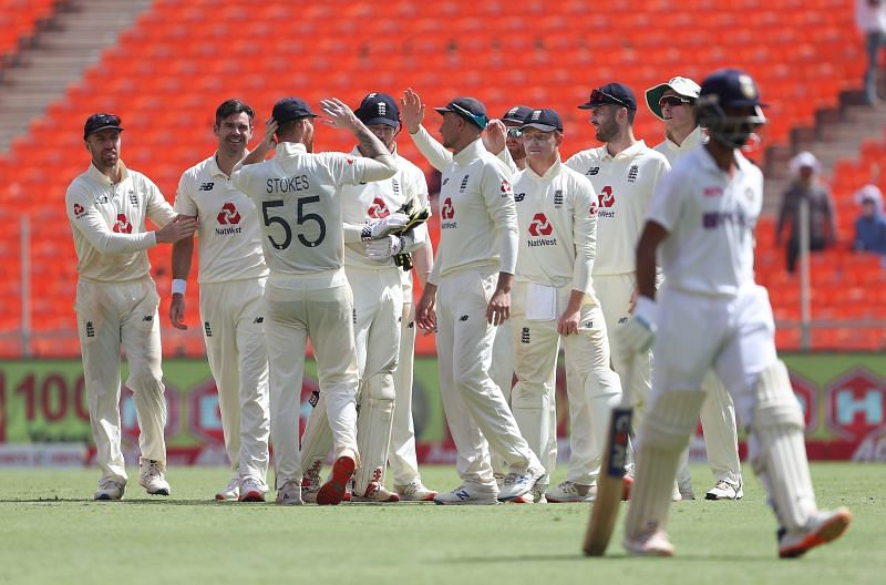 India v England - 4th Test: Day Two