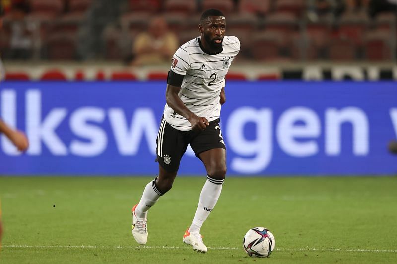 Juventus and Bayern Munich are offering a blockbuster contract to Antonio Rudiger