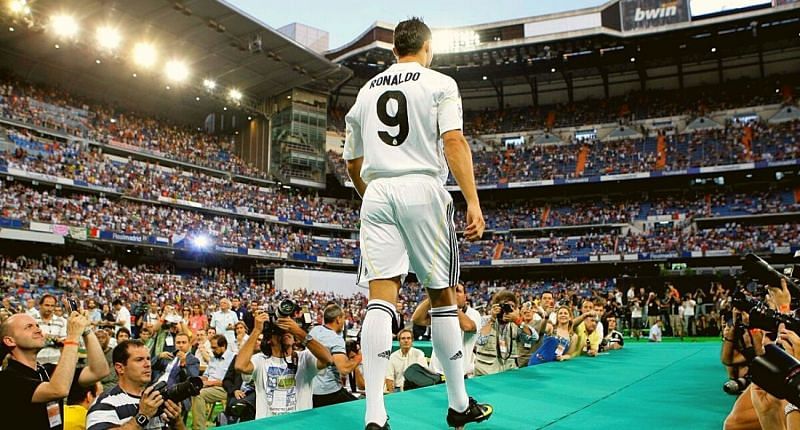Ronaldo&#039;s Real Madrid presentation was attended by 80,000 people; a world record