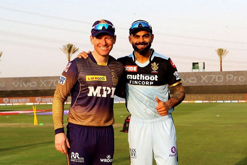 Virat Kohli (R) won the toss and decided to bat first in Abu Dhabi tonight (Image Courtesy: IPLT20.com)