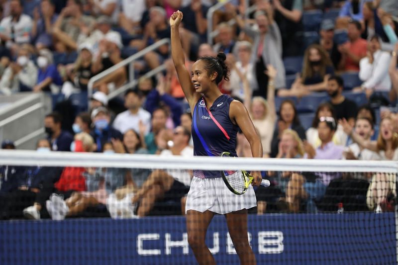 Leylah Fernandez reacts during her fourth-round match against Angelique Kerber