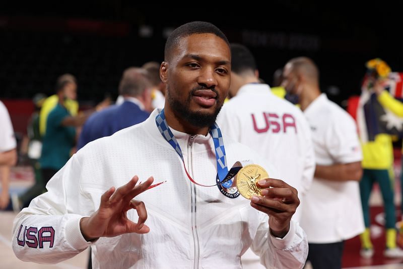 Men&#039;s Basketball Medal Ceremony: Day 15