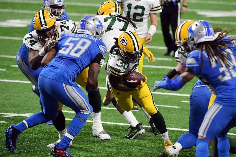 Green Bay Packers v Detroit Lions