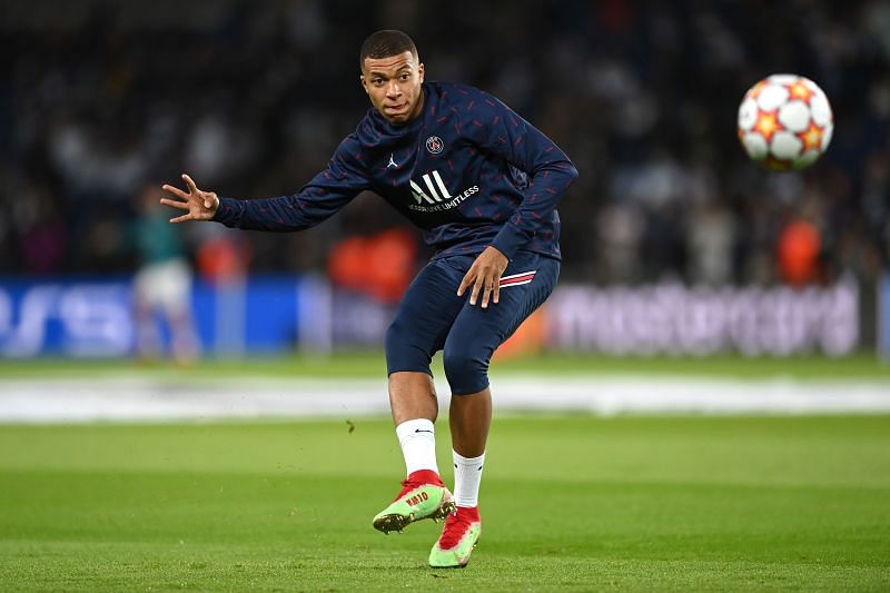 Paris Saint-Germain are desperate to keep Kylian Mbappe at the club