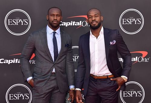 Jon Jones and Chandler Jones at the 2019 ESPYs - Arrivals