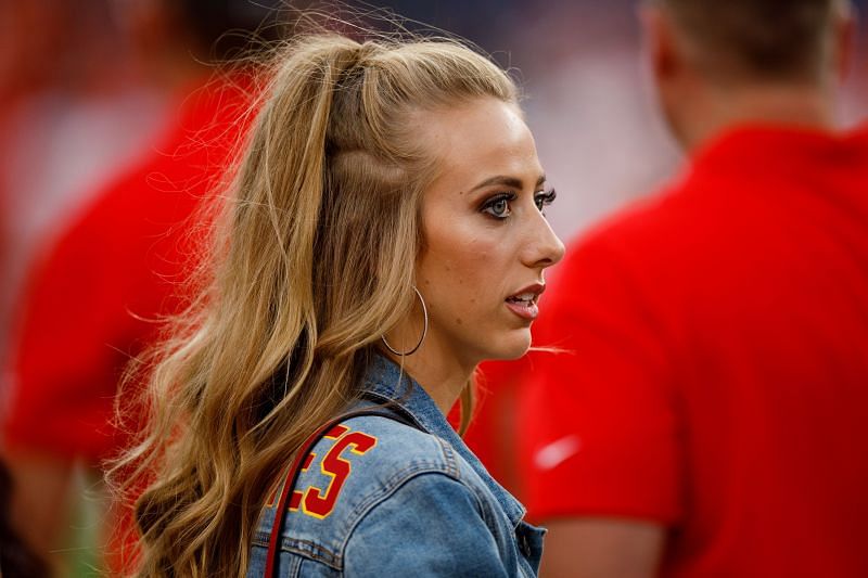 Patrick Mahomes Fiancée's 'Team Brittany' Shirts Flying Off