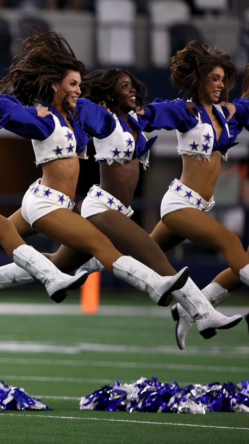 Dallas Cowboys cheerleader's engagement video wins the Internet