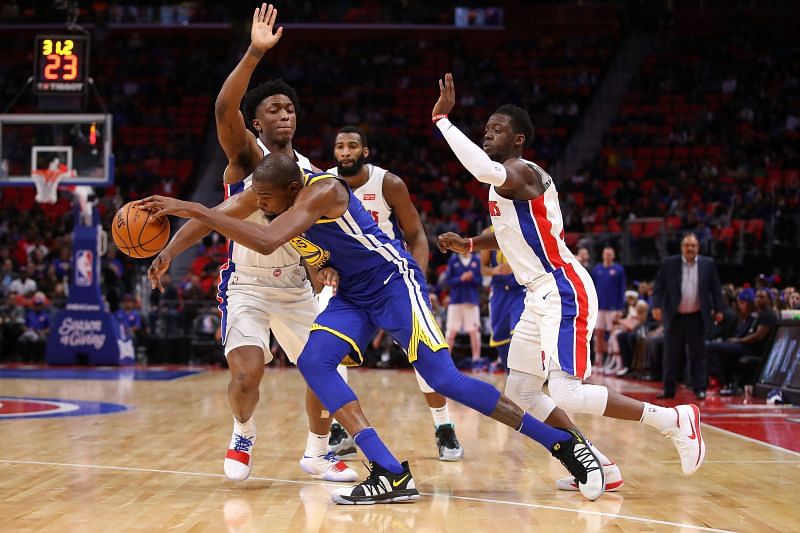 Stanley Johnson on the double team with Reggie Jackson against Kevin Durant.